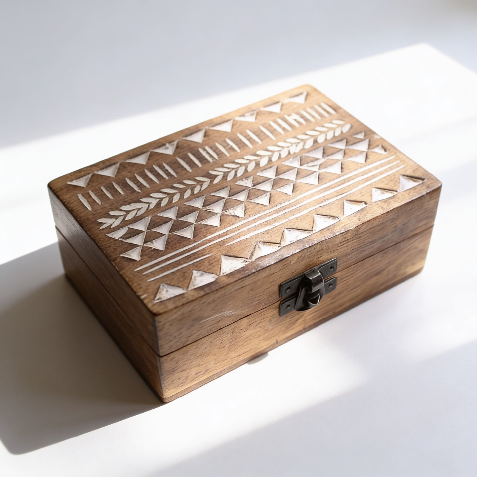 Boîte en bois délavée blanc - 15x10cm design Aztec