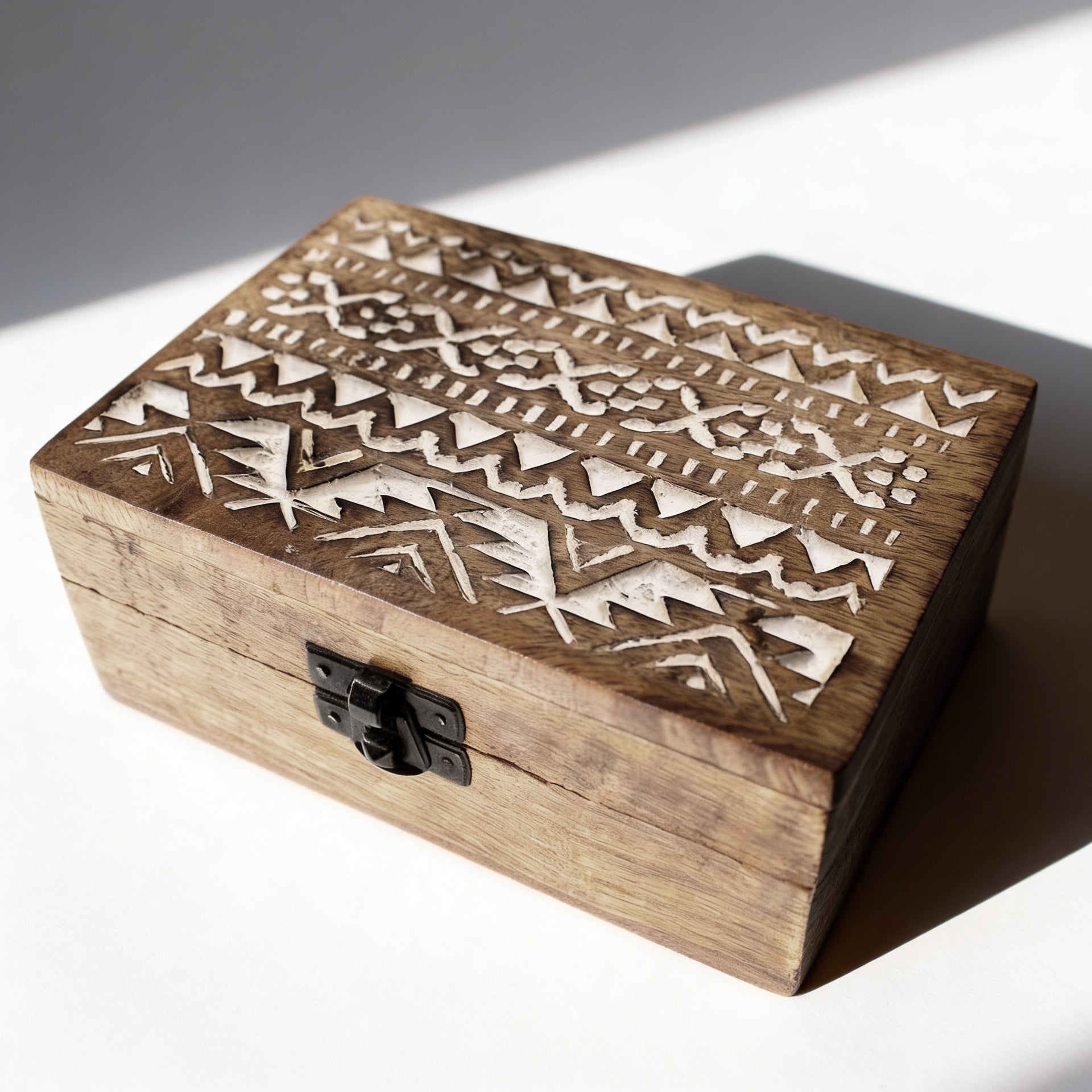 Boîte en bois délavée blanc - 15x10cm design Slave