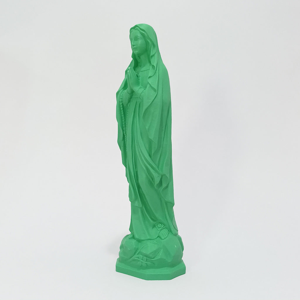 Statuette de la Vierge colorée
